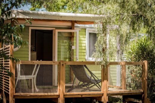 Das&#x20;Komfort-Duo&#x20;mit&#x20;seiner&#x20;neu&#x20;&#x00FC;berdachten&#x20;Terrasse