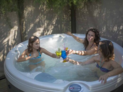Location de mobil-home tropical avec spa pour 4 personnes au camping à Argeles sur mer la Sardane