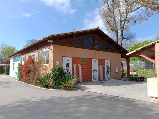 Emplacement XL 160 M²